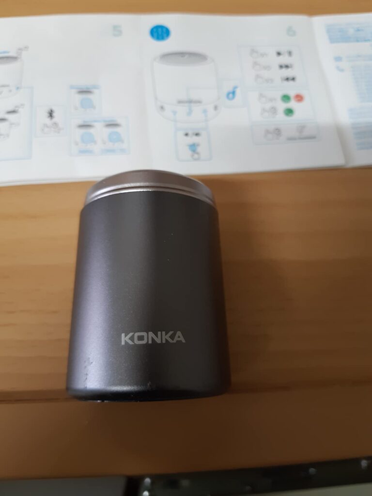 It is gentle on the skin and allows you to shave well. It is also small in size,
very portable, easy to clean, and easy to maintain. It's super helpful for business trips, trips, etc.! Mr Joel. PHC ⭐⭐⭐⭐